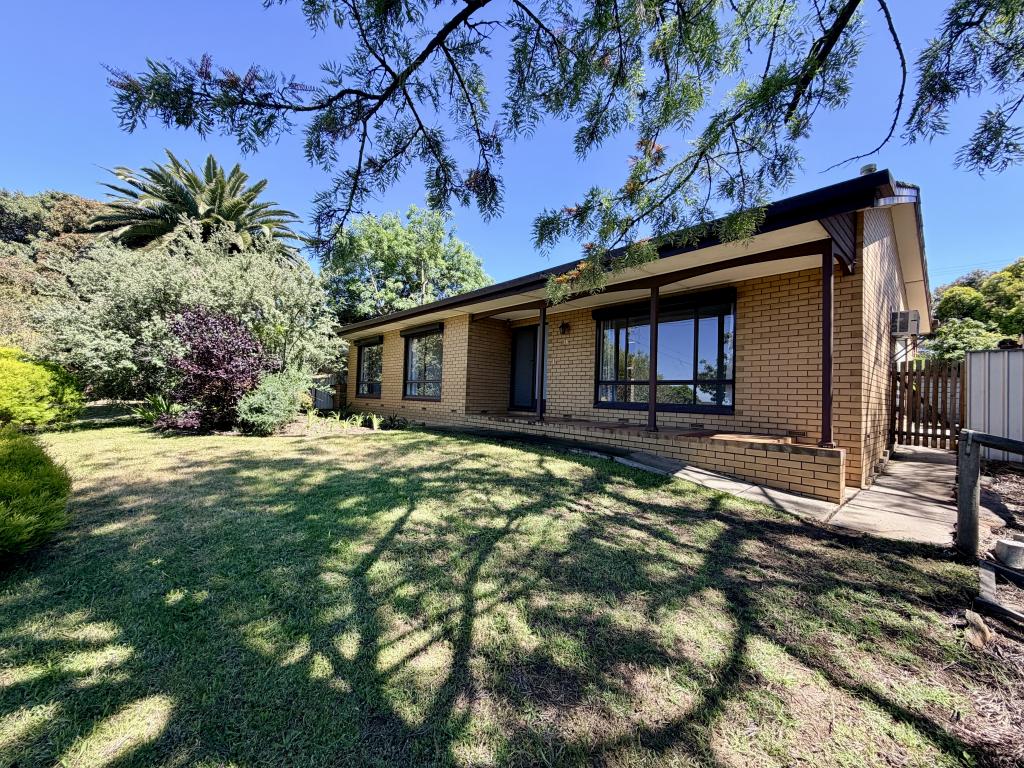 37 Kenihans Rd, Happy Valley, SA 5159
