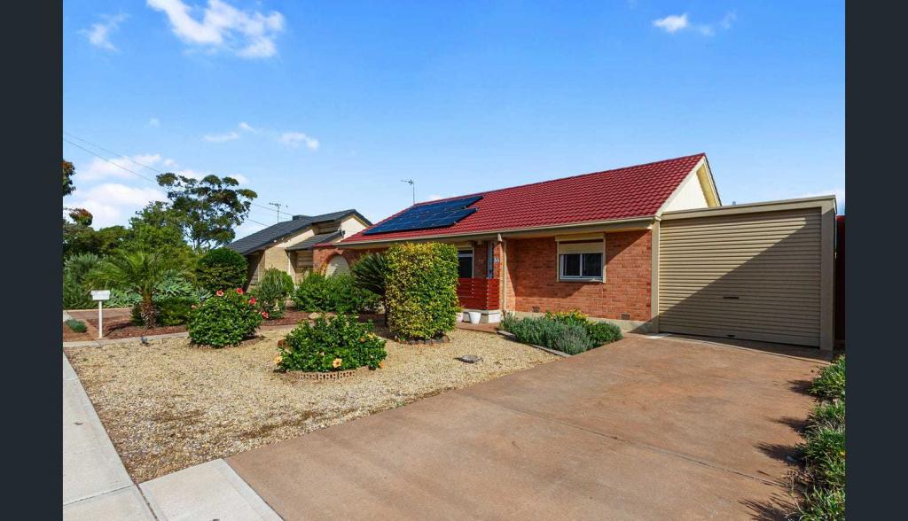35 Noble St, Whyalla Stuart, SA 5608