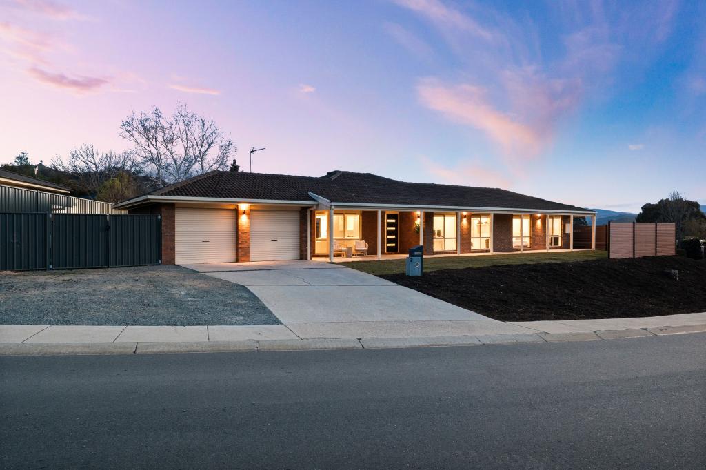 2 Jane Sutherland St, Conder, ACT 2906