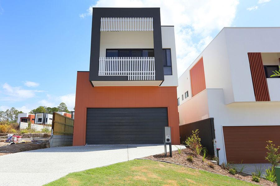 19 Montaine Rd, Ormeau, QLD 4208