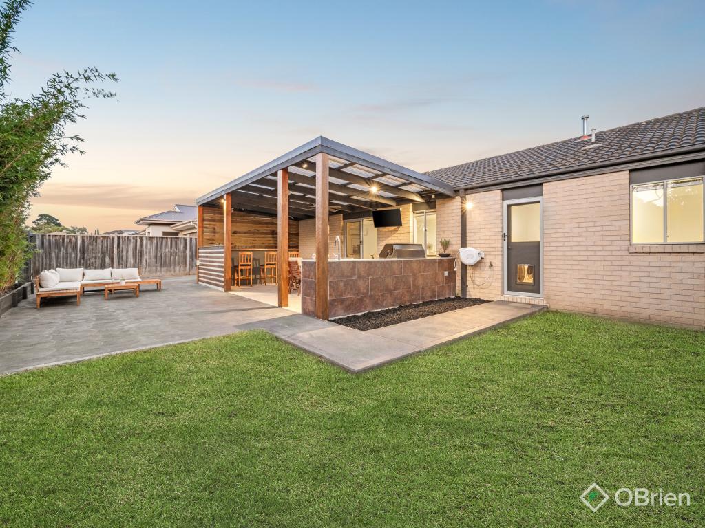 21 Tamara Cct, Langwarrin, VIC 3910