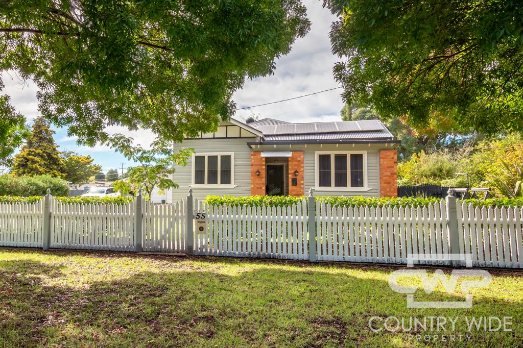 55 Grey St, Glen Innes, NSW 2370