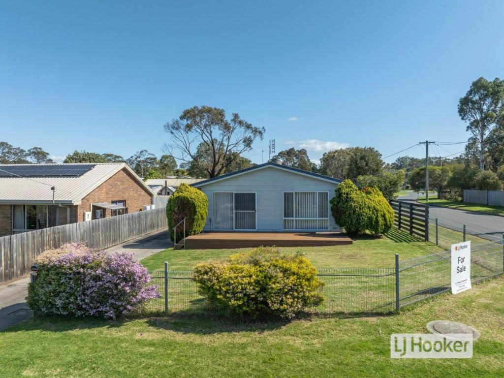 12 Bay Rd, Eagle Point, VIC 3878