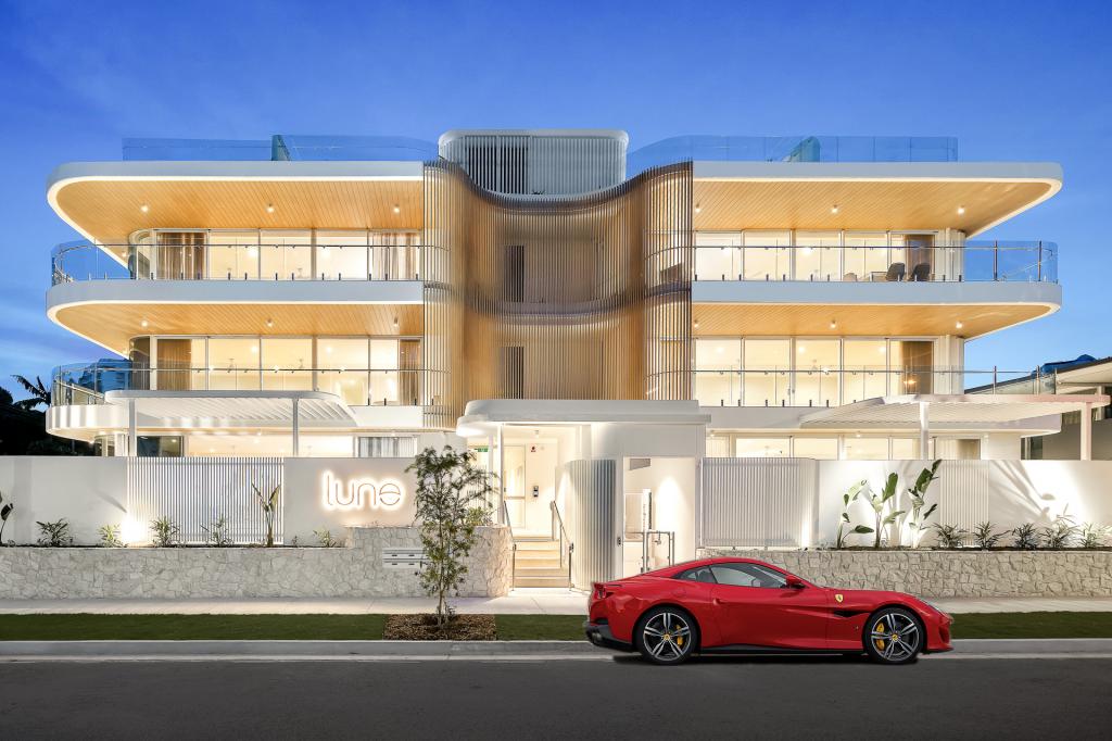 6/19-21 Rankin Pde, Main Beach, QLD 4217