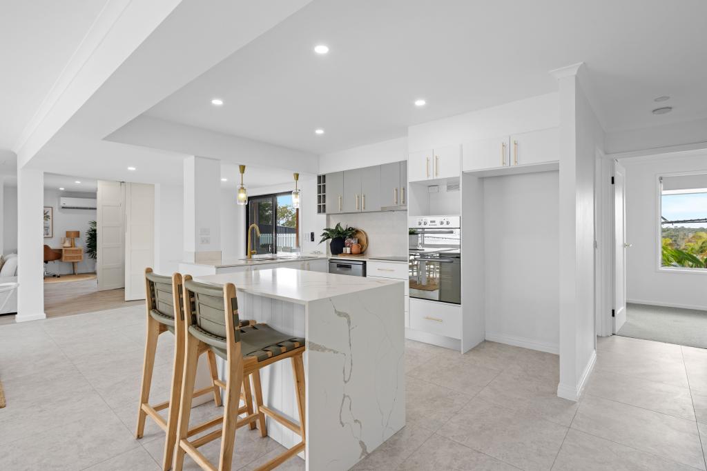 11 Ridgevale Dr, Helensvale, QLD 4212