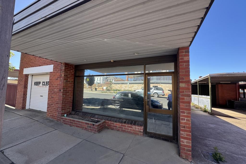 104 CLARENDON ST, MARYBOROUGH, VIC 3465