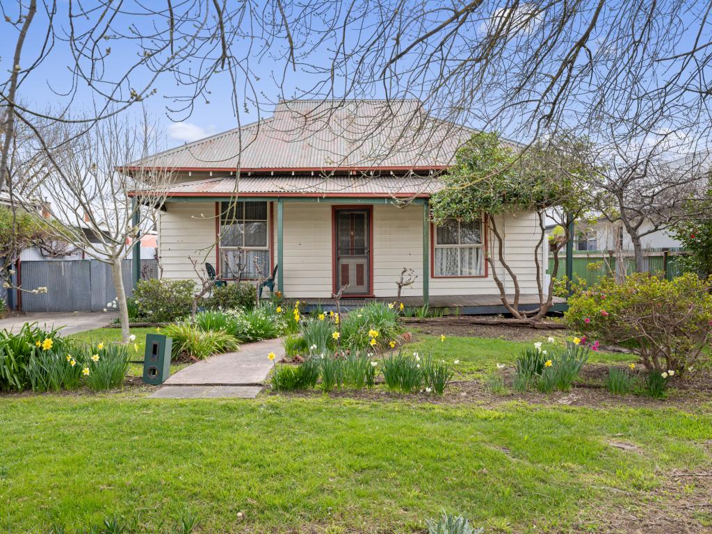 15 The Parade, Mansfield, VIC 3722