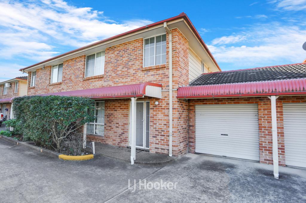 2/15 Balmoral St, Blacktown, NSW 2148