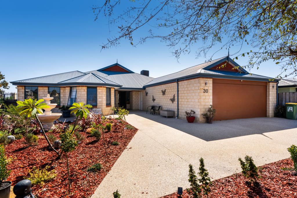 30 Waratah Cir, Halls Head, WA 6210