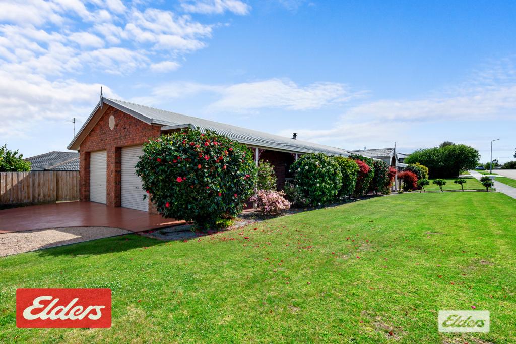 32 Stirling Dr, Lakes Entrance, VIC 3909