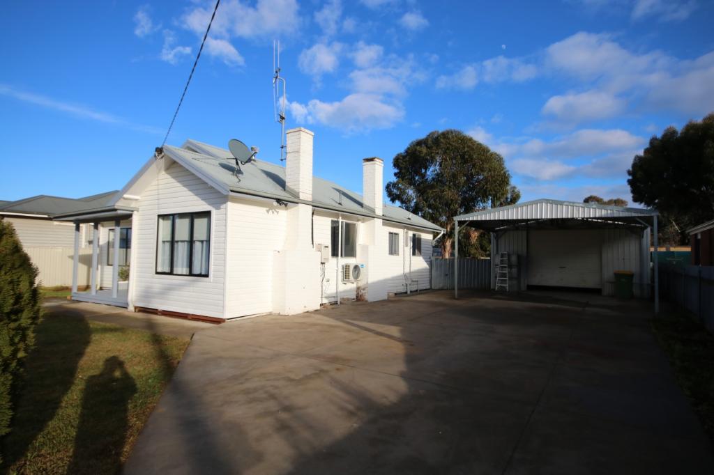 82 Victoria St, Rochester, VIC 3561