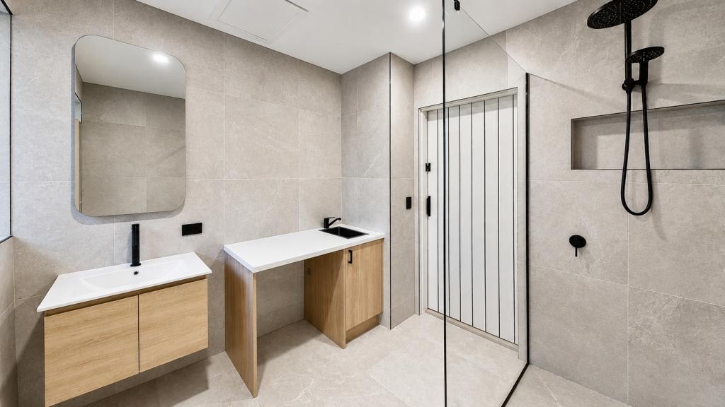 1/200 Edwardes St, Reservoir, VIC 3073
