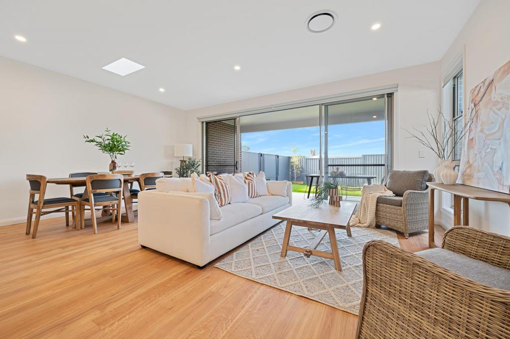 92b Barrenjoey Rd, Ettalong Beach, NSW 2257