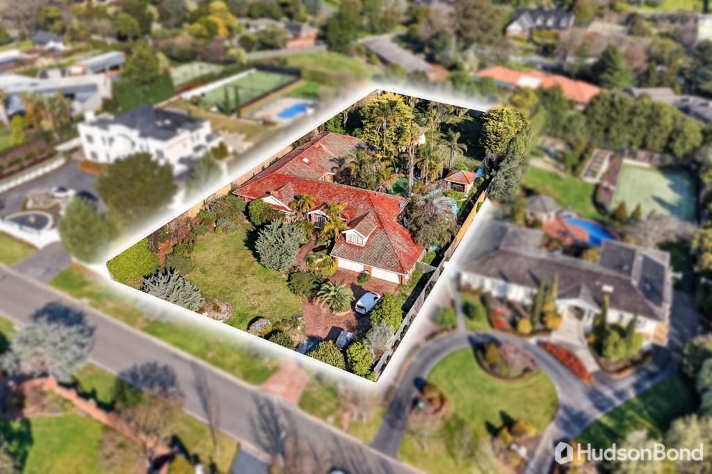17 Sarah Cres, Templestowe, VIC 3106