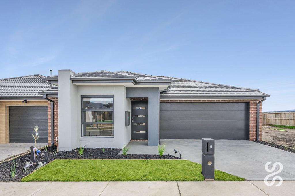 7 Lazuli Rd, Donnybrook, VIC 3064