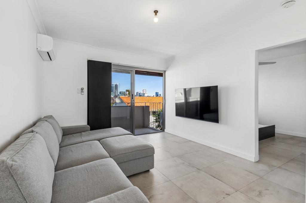 18/340 Stirling St, Highgate, WA 6003