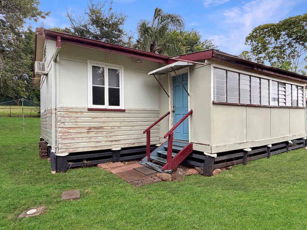 Unit 18/21 West St, Newtown, QLD 4305