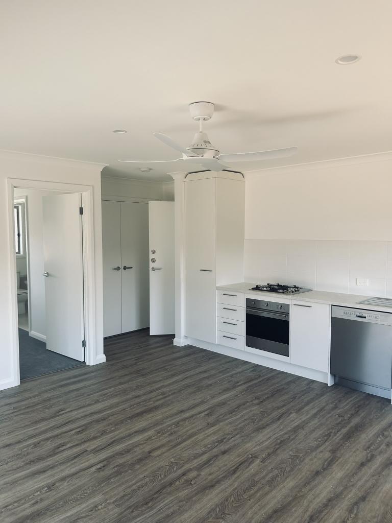 22b Lewis Cres, Finley, NSW 2713