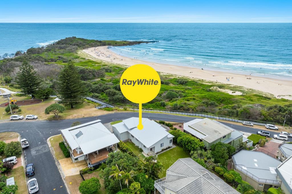 2 Pacific Pde, Yamba, NSW 2464