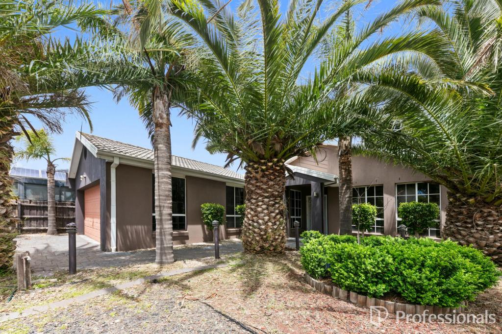 3 Darriwill Cl, Delahey, VIC 3037