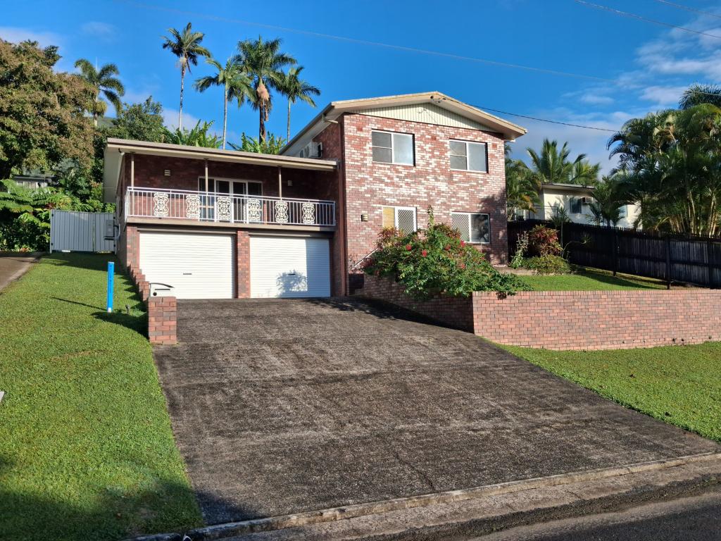 11 Hielscher St, Tully, QLD 4854