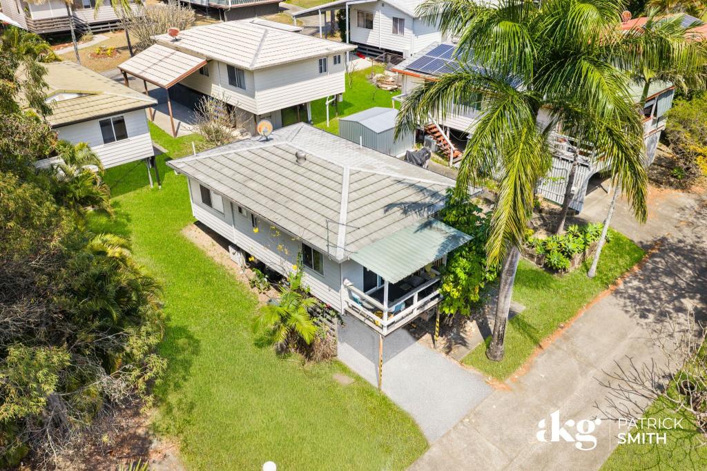 4 Maple Cl, Stapylton, QLD 4207