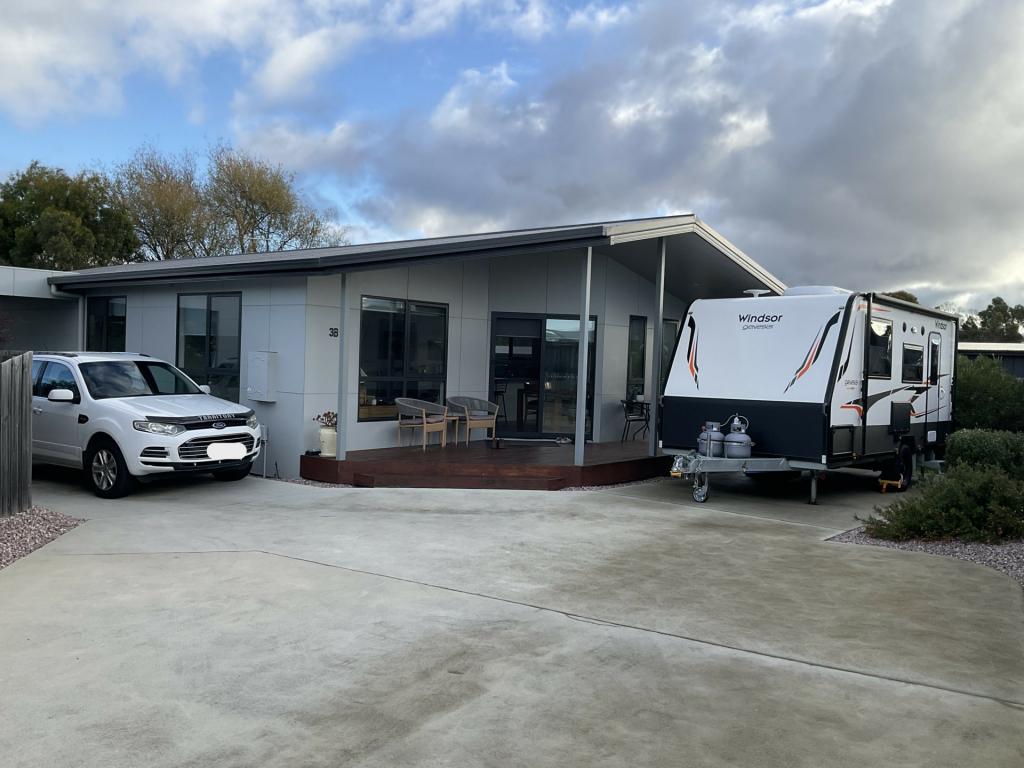 3B SUNNYBANK CL, ST HELENS, TAS 7216