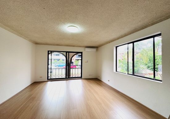 2/2 Macquarie Pl, Mortdale, NSW 2223