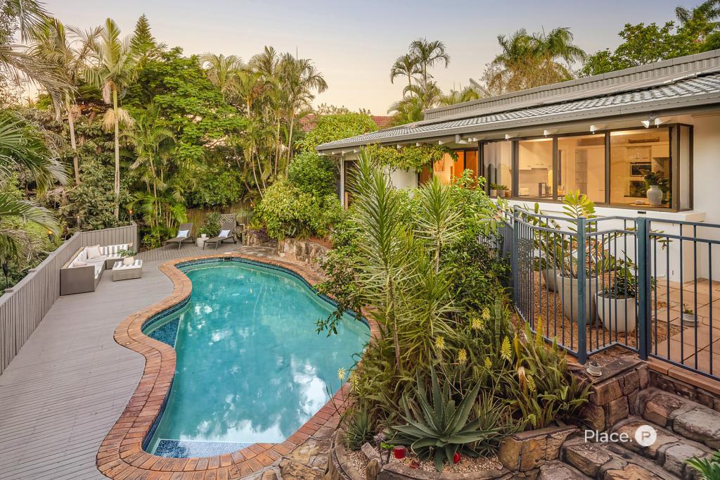 3 Burke Ct, Mount Ommaney, QLD 4074