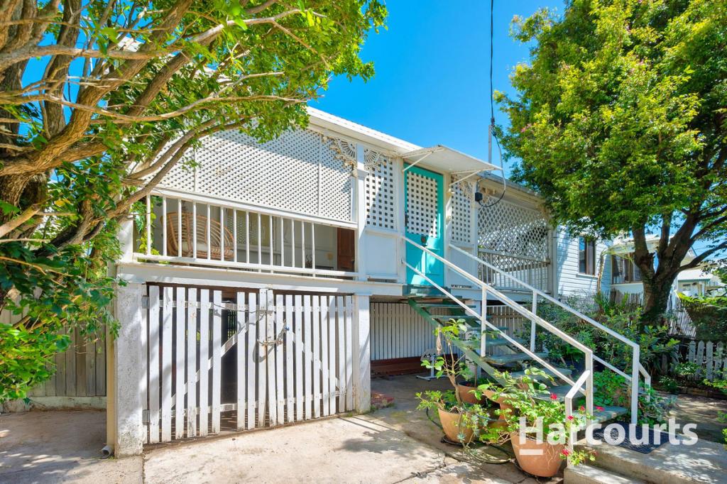 14 First Ave, Sandgate, QLD 4017