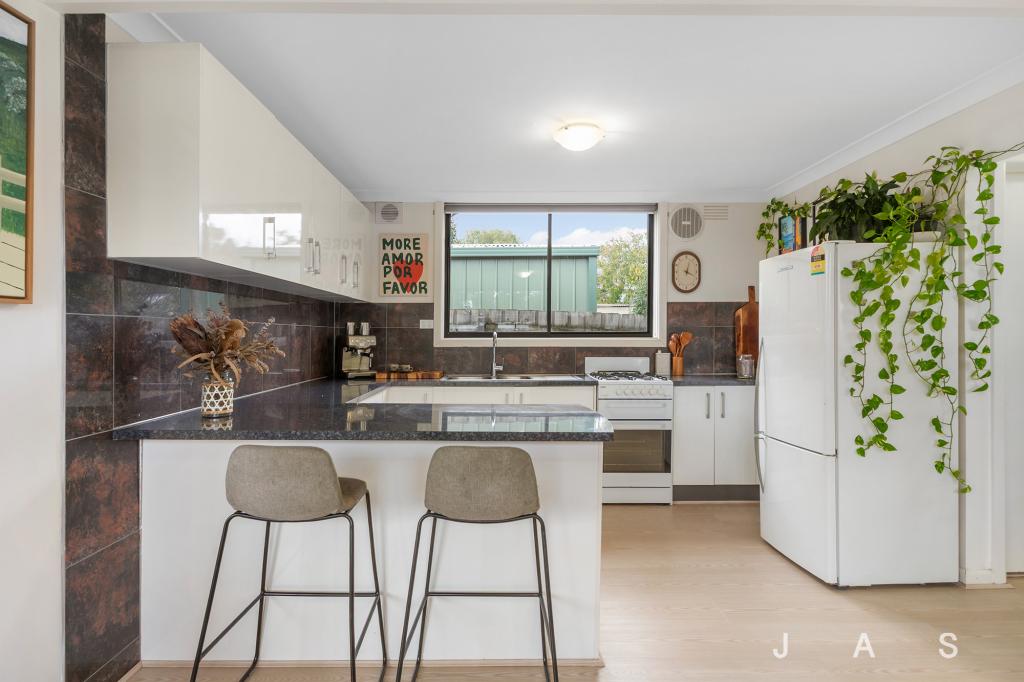 4/3 Oxford St, Newport, VIC 3015