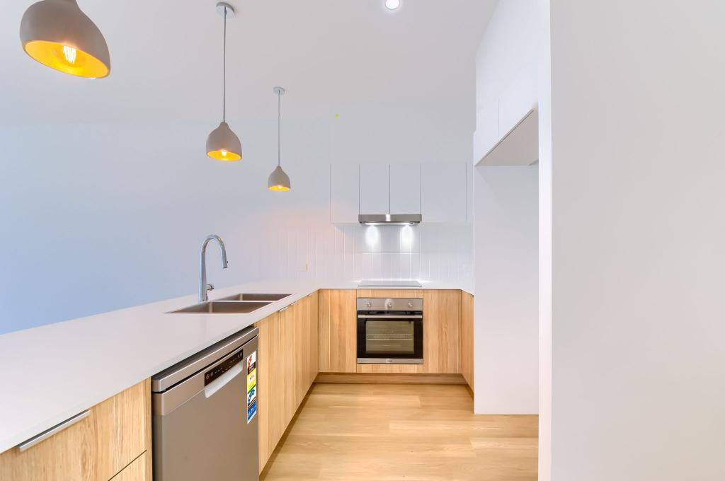 13 Hummock St, Banya, QLD 4551