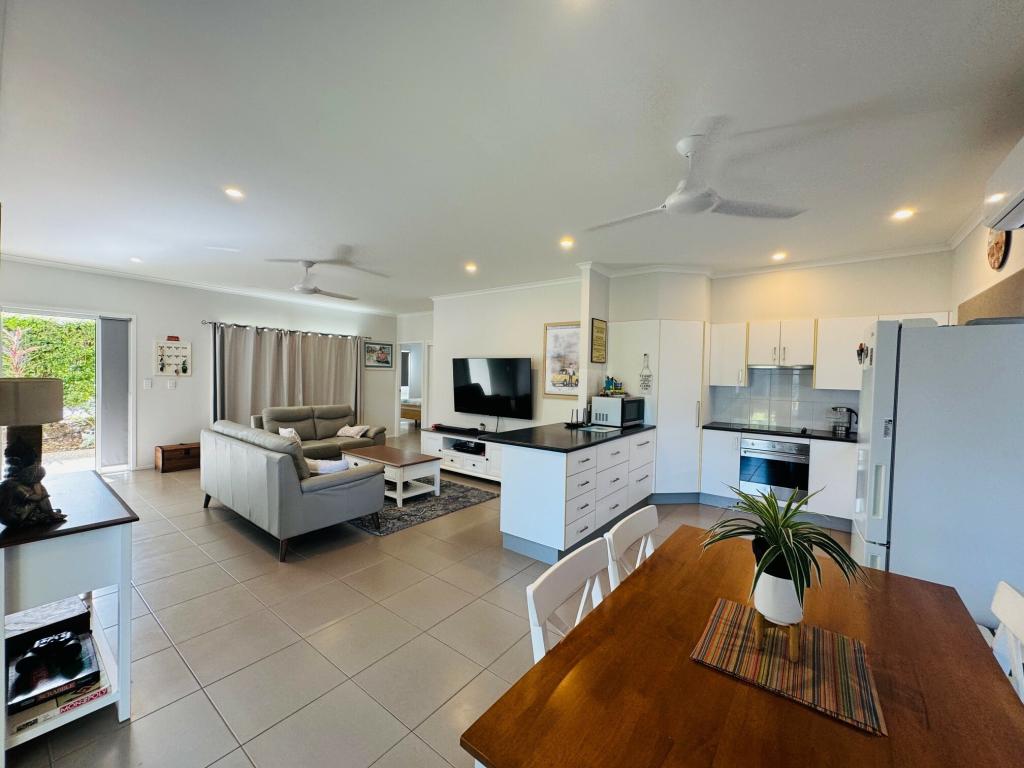 1/20 Seaview St, Mission Beach, QLD 4852