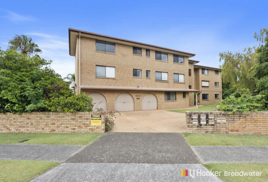 2/15 Burrows St, Biggera Waters, QLD 4216