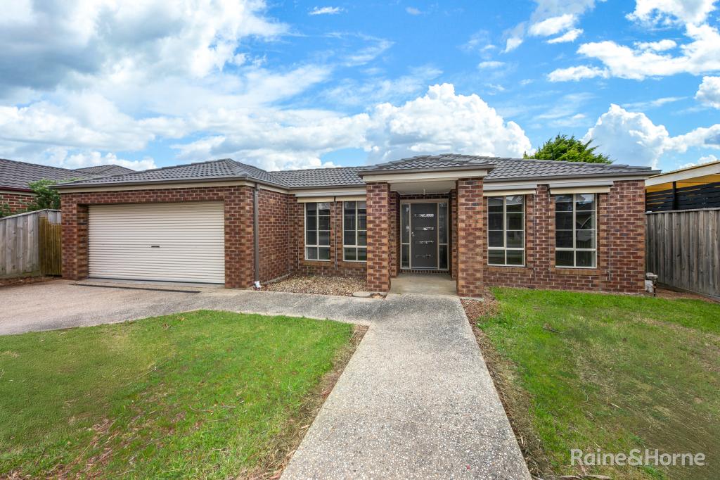 10 Isabella St, Sunbury, VIC 3429