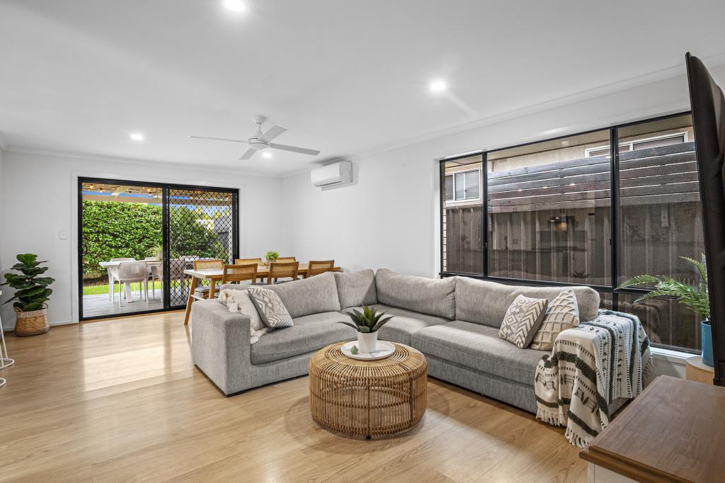 1 Gunn Cl, Morphett Vale, SA 5162