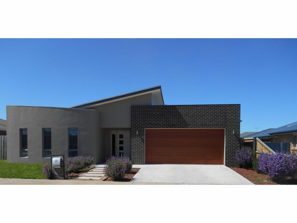 45 Woondella Bvd, Sale, VIC 3850