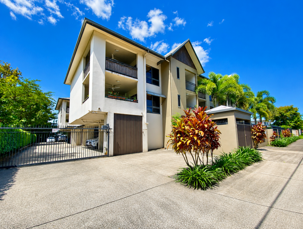 15/14-16 Macilwraith St, Manoora, QLD 4870