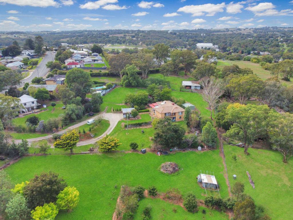 28 Nasmyth St, Young, NSW 2594