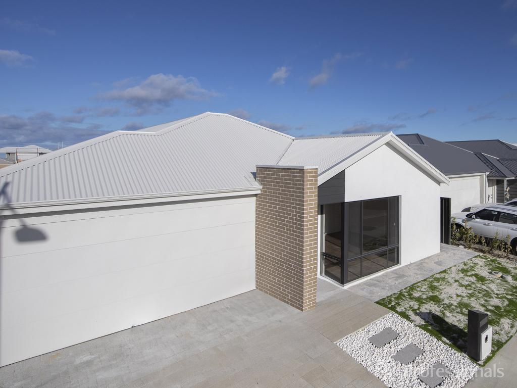 38 Casina Way, Jindalee, WA 6036