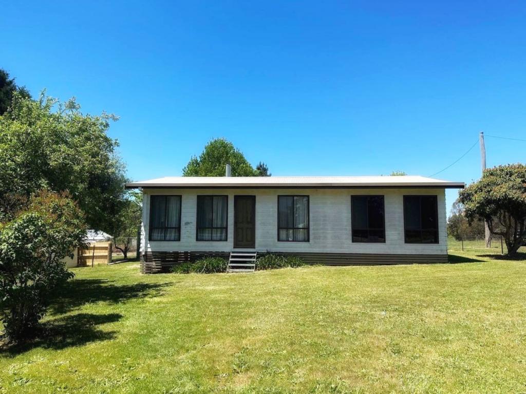 24 Carabost Street, Tumbarumba, NSW 2653