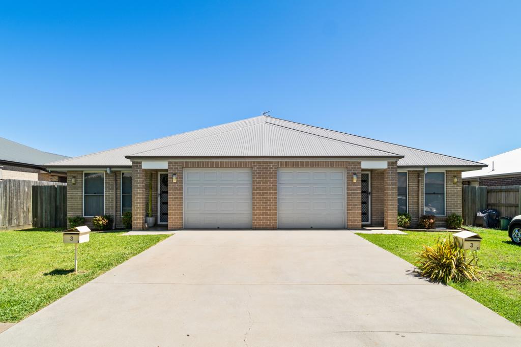 1/3 Whitefield St, Glenvale, QLD 4350