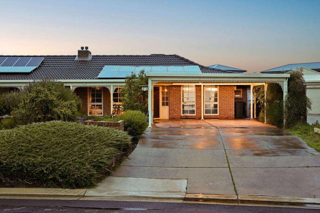 2/2 Anglers Ct, West Lakes Shore, SA 5020