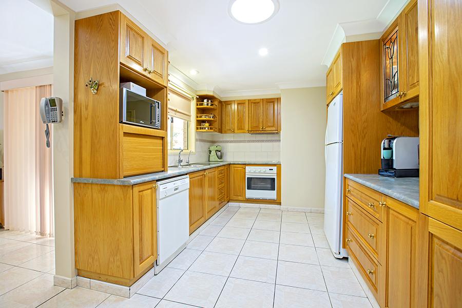 14 Strzelecki Cl, Wakeley, NSW 2176