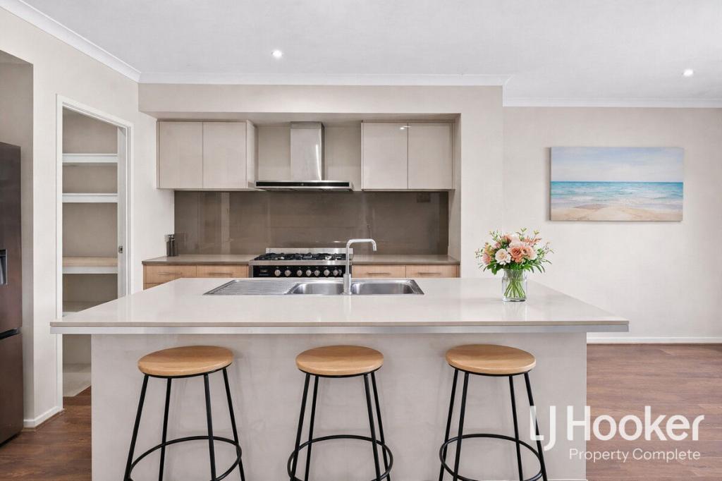 25 Summerview Ave, Yarrabilba, QLD 4207