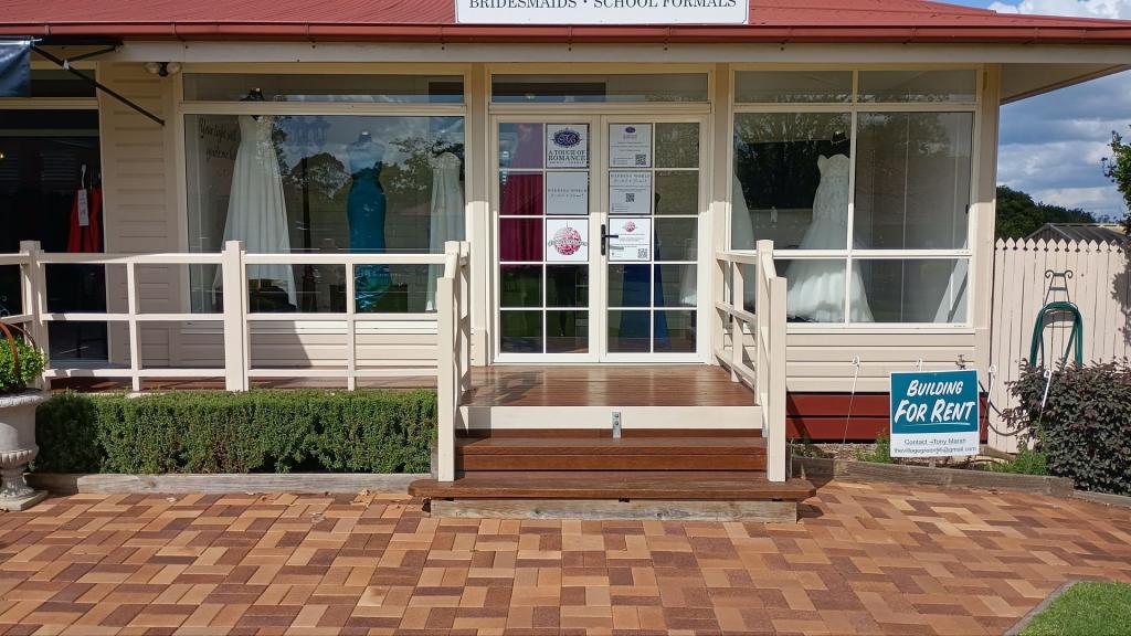 Shop 3b/10475 New England Hwy, Highfields, QLD 4352