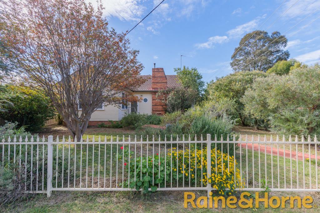 30 Hutchins Ave, Dubbo, NSW 2830