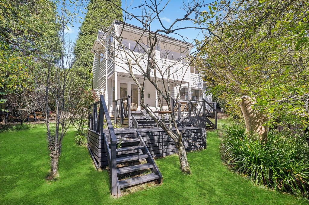 106 MEGALONG ST, LEURA, NSW 2780