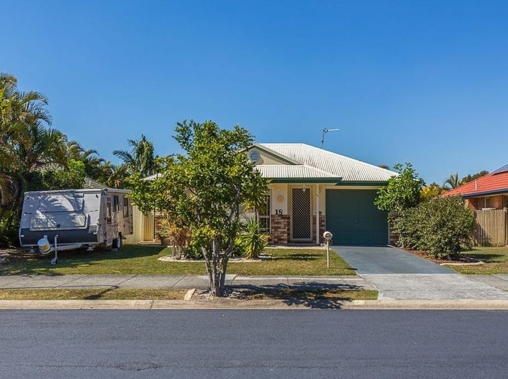 18 Stradbroke Dr, Tweed Heads South, NSW 2486