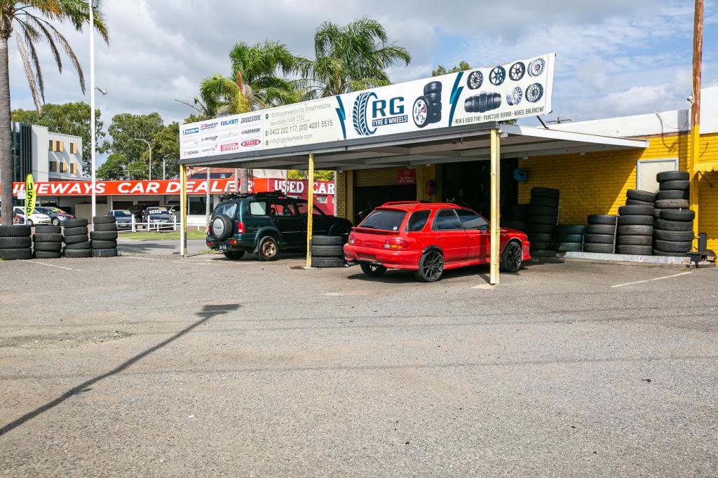 180 Broadmeadow Rd, Broadmeadow, NSW 2292